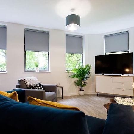 Polly'S Place Apartment Taunton & Free Off Road Parking & Wifi מראה חיצוני תמונה
